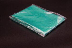 0423�423-obrus-foliowy-110x130cm-zielony.jpg