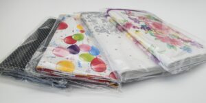 0425425-obrus-papierowy-120x180-DAISY-MAKI-kolorowe-obrusy-kwiaty-(2).jpg