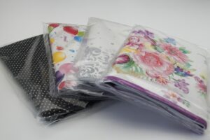 0425425-obrus-papierowy-120x180-DAISY-MAKI-kolorowe-obrusy-kwiaty.jpg