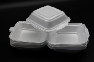 70087008-pojemnik styropianowy-hamburger-rozmiar-M-sredni-120x120x75 (2).jpg